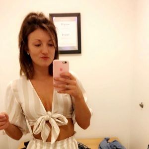 Meet your Posher, Bella